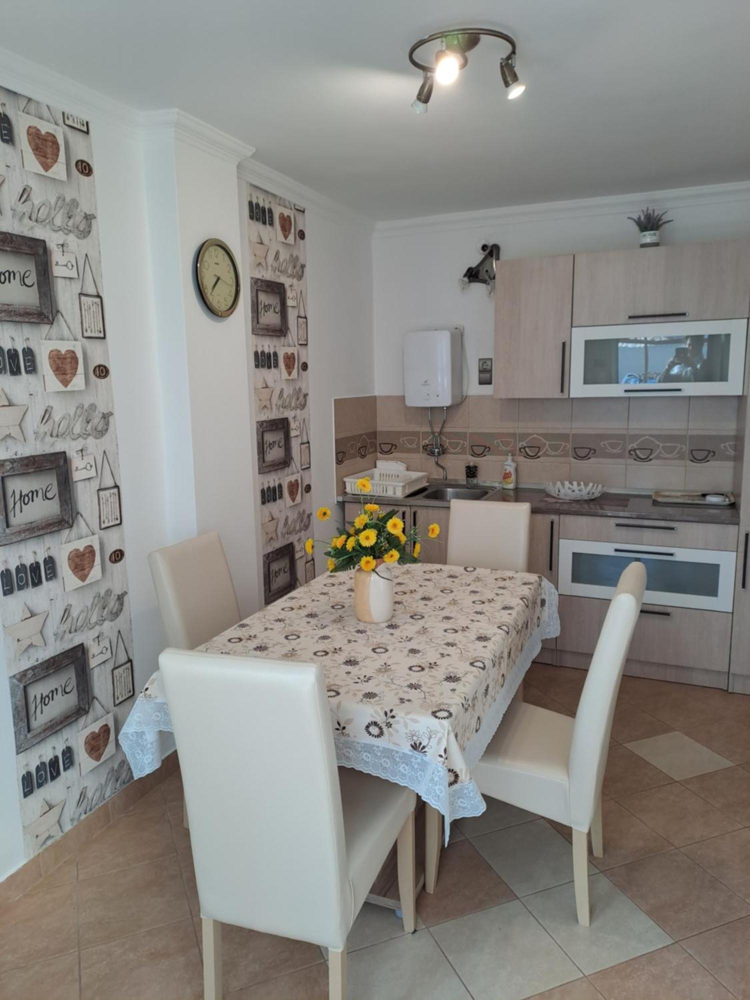 Katarina Apartman Hajdúszoboszló Εξωτερικό φωτογραφία